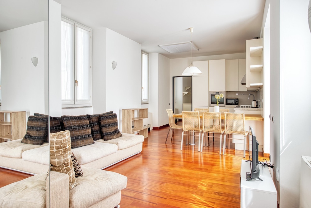 Comfort Apartment, City View