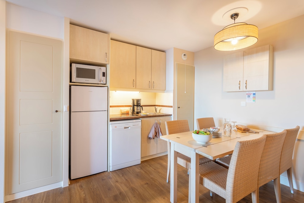 Apartment 6 people - 1 bedroom + 1 sleeping alcove - Terrace - Sea view photo 3