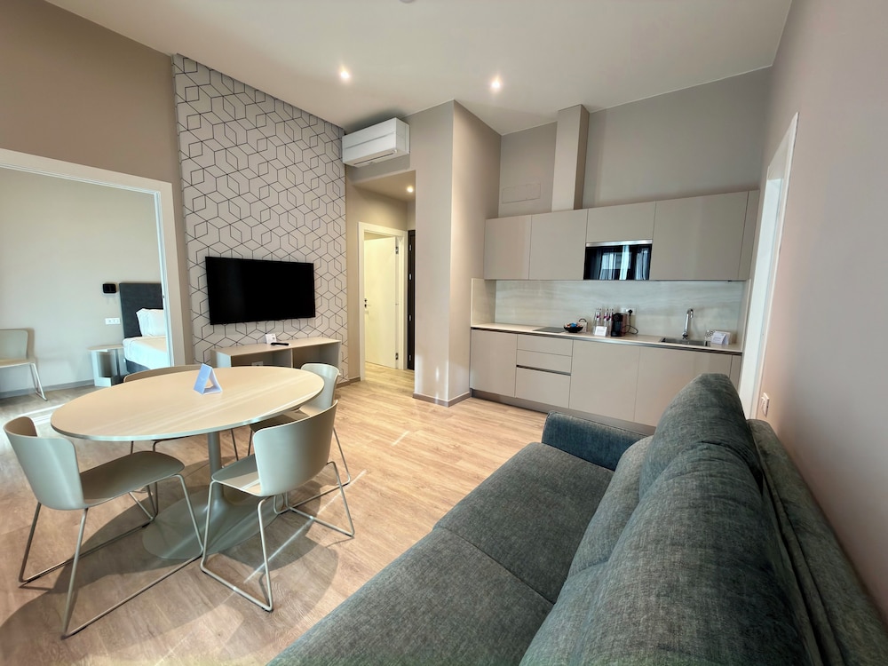 Family Suite, City View