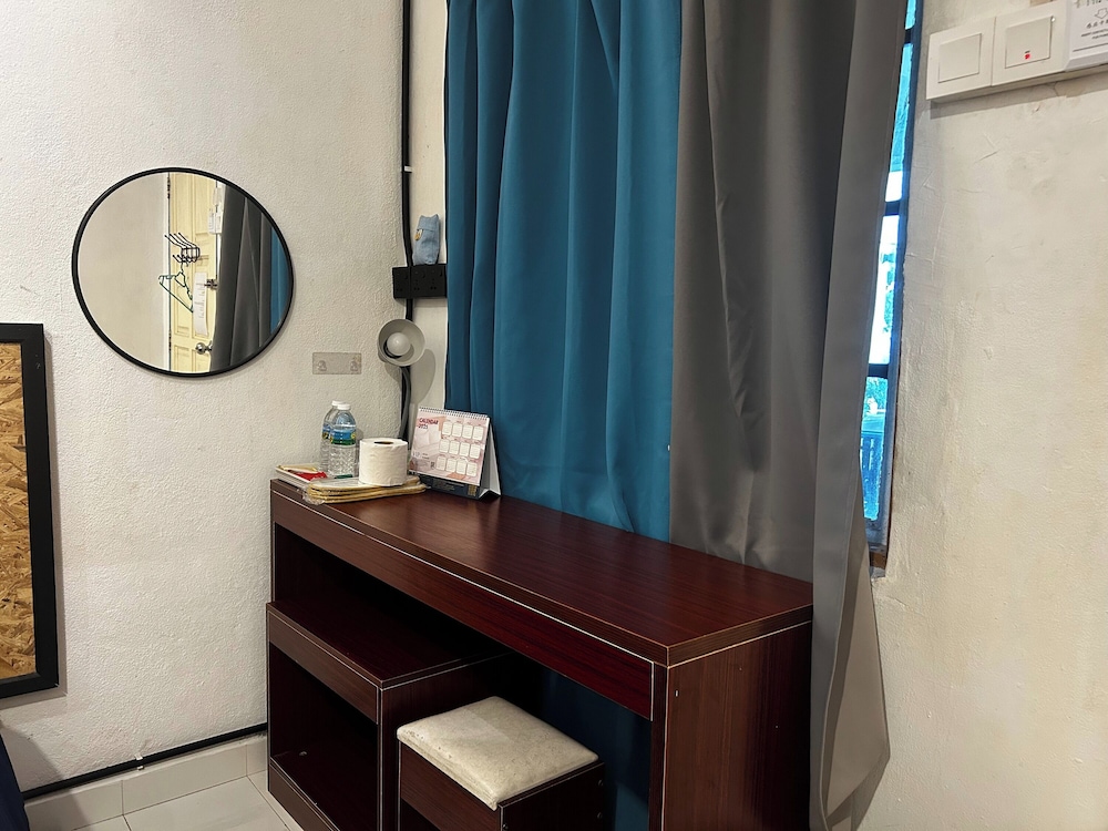 Standard Twin Room photo 3