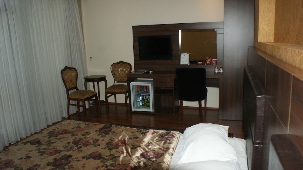 Economy Double Room photo 3