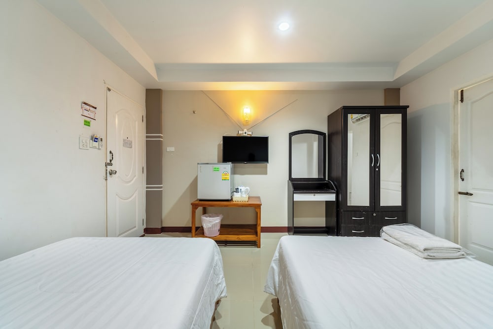 Studio Twin (Hotel Two Bedroom)
