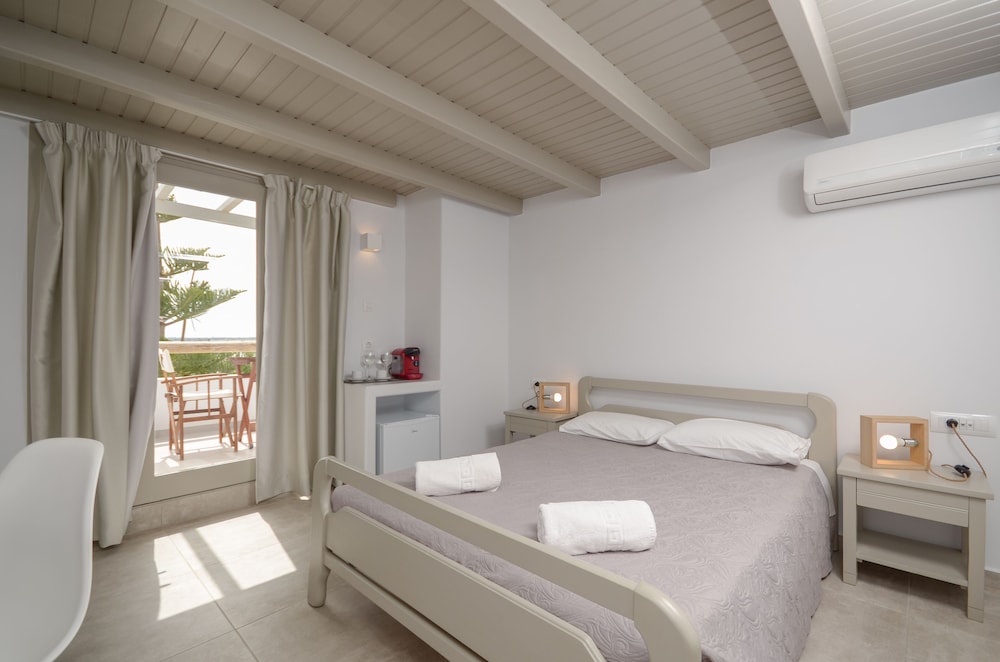 Deluxe Double Room, Sea View photo 2