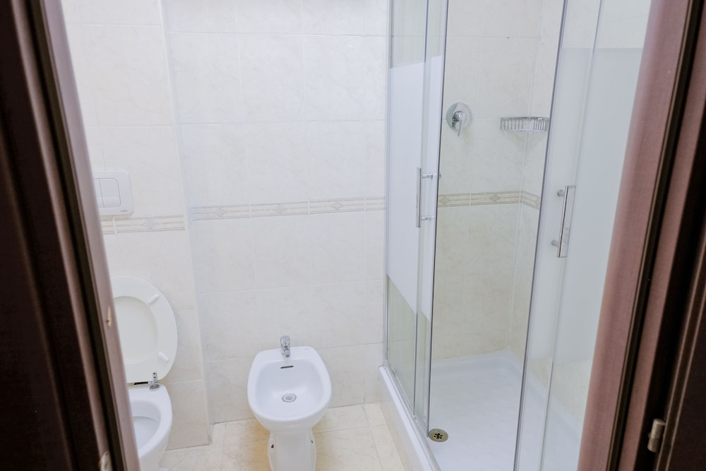 Classic Double or Twin Room photo 3