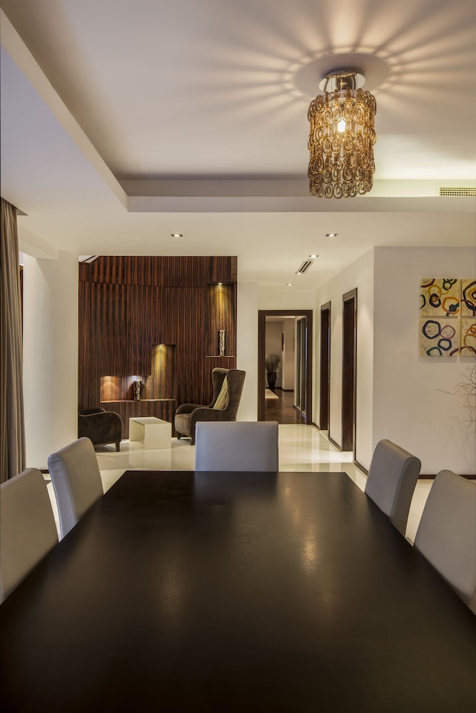 4 Bedroom Presidential Suite With Sea View thumbnail 6