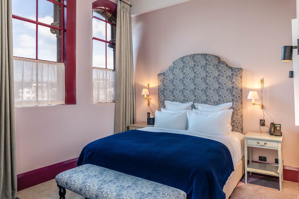 Observatory Deluxe Room - Photo 4