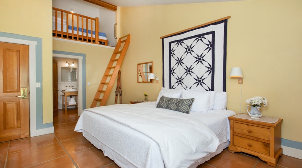 Loft, Multiple Beds photo 3