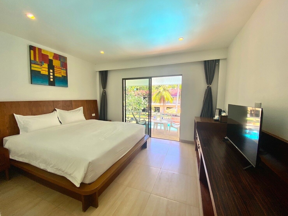 Luxury Room, 1 King Bed - Photo 3