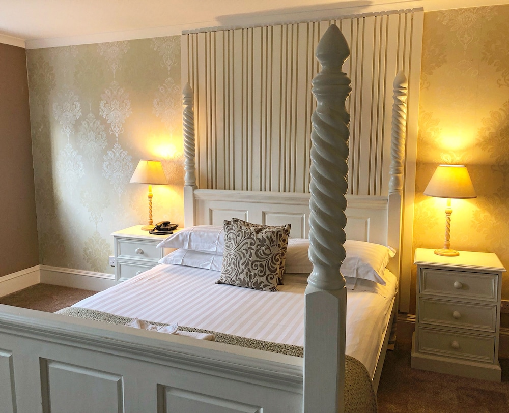 Premium Double Room, Ensuite (4 Poster Bed) photo 1