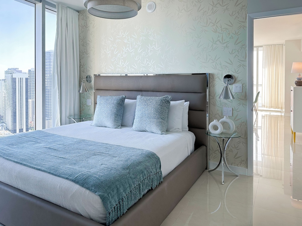 Boutique Corner Apart, 2/2, Sofa Bed, Ocean View, Balcony4608