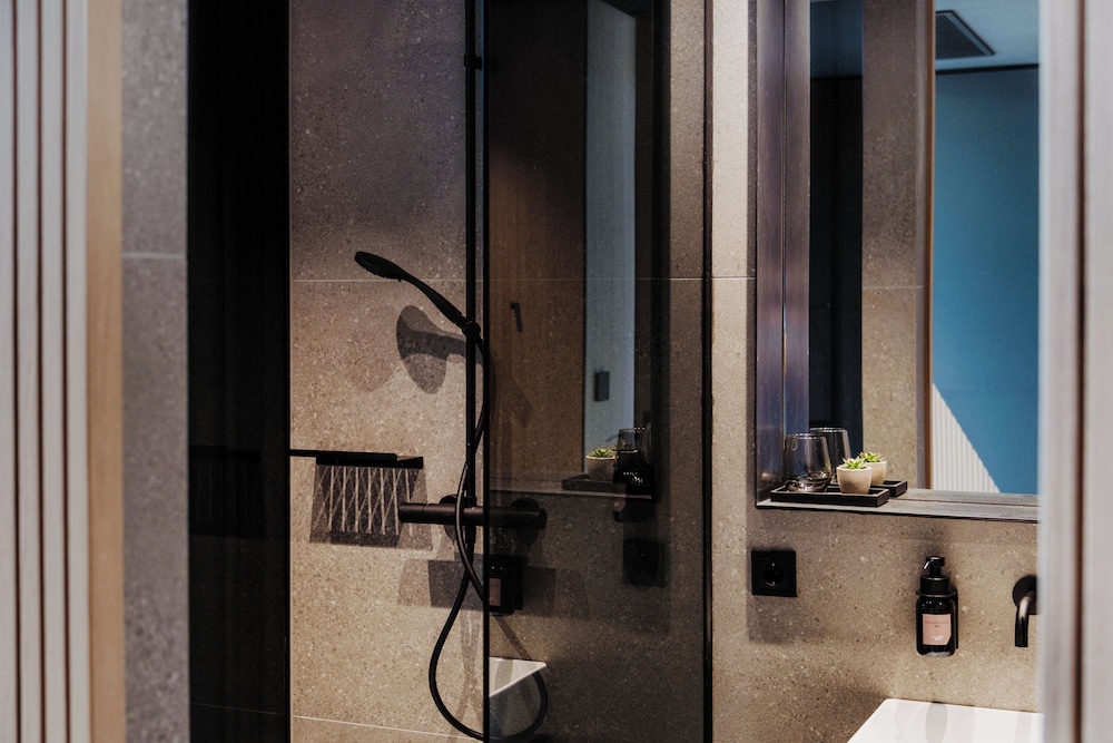 Standard Double or Twin Room photo 3