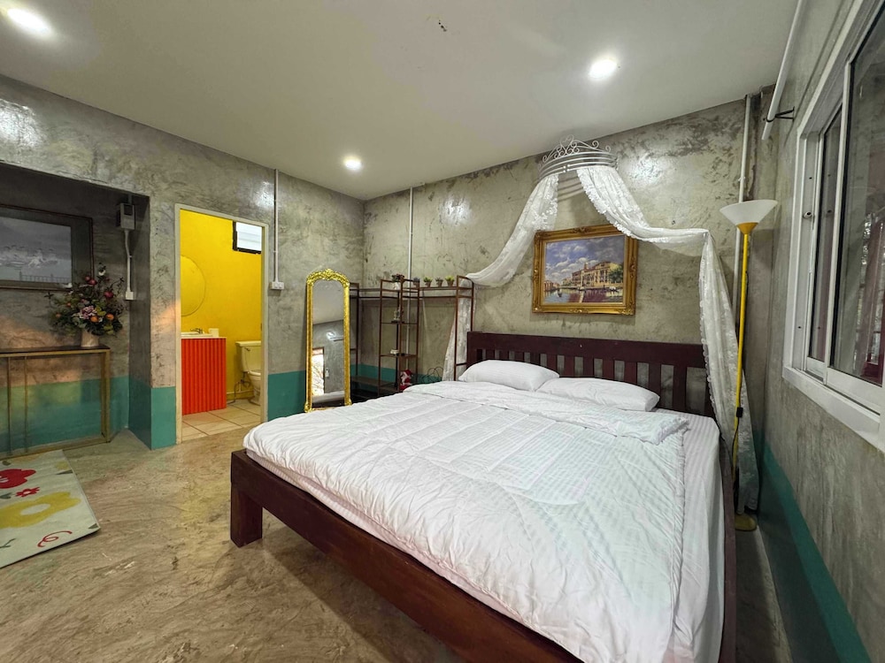 Deluxe Double Room photo 2