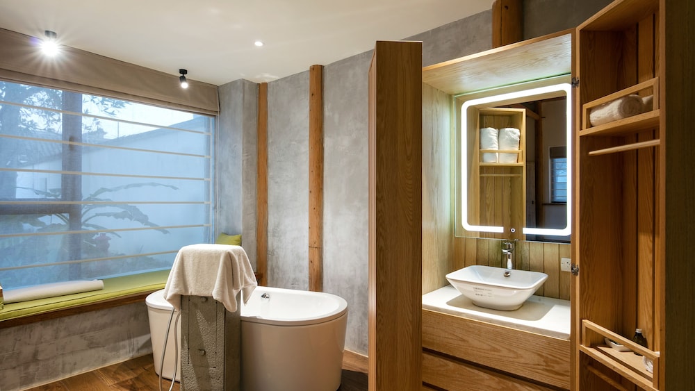 Exclusive Suite photo 3