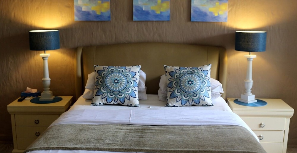Standard Double Suite - Photo 15