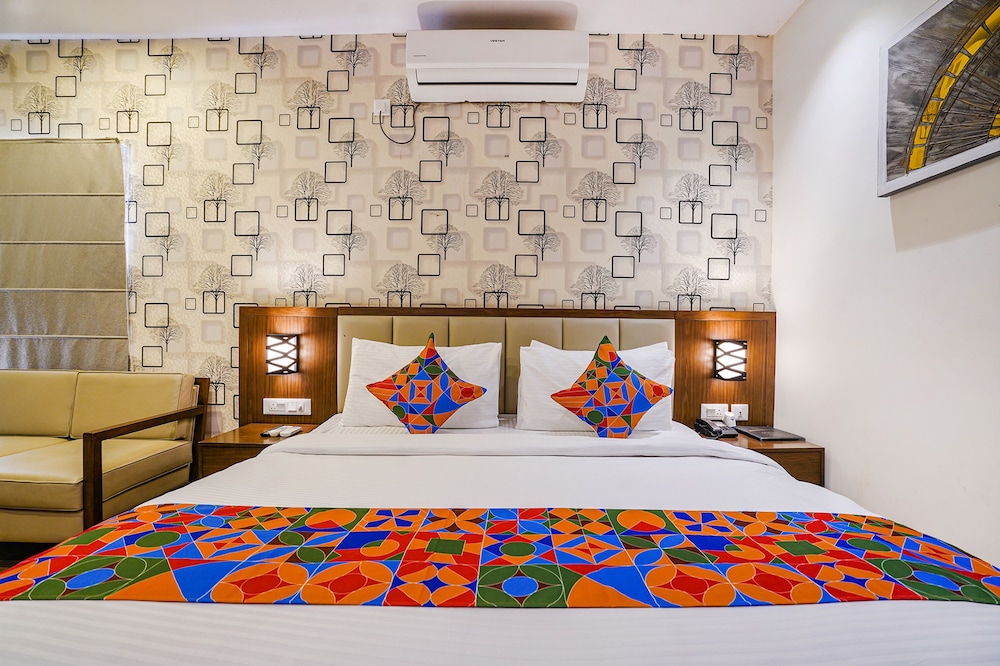Executive Room, 1 King Bed photo 3