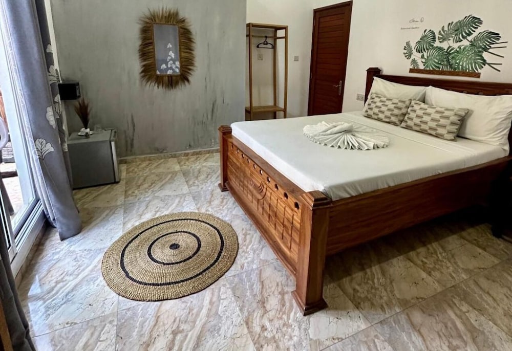 Classic Double Room, Balcony, Courtyard View