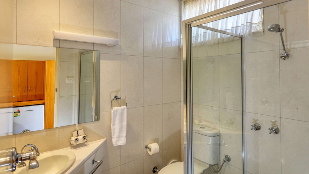 Room, Non Smoking - Photo 3