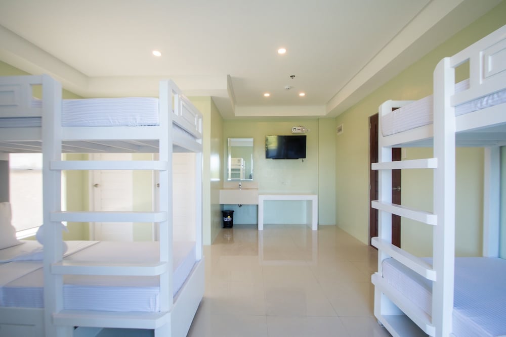 Shared Dormitory, Women only (6 Beds) photo 1