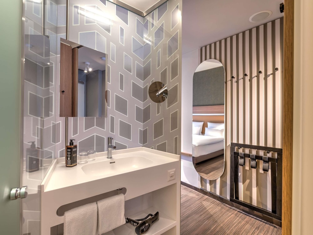 Superior Double Room, Connecting Rooms - Photo 9