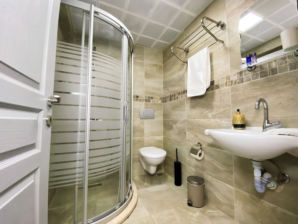 Deluxe Twin Room - Photo 3
