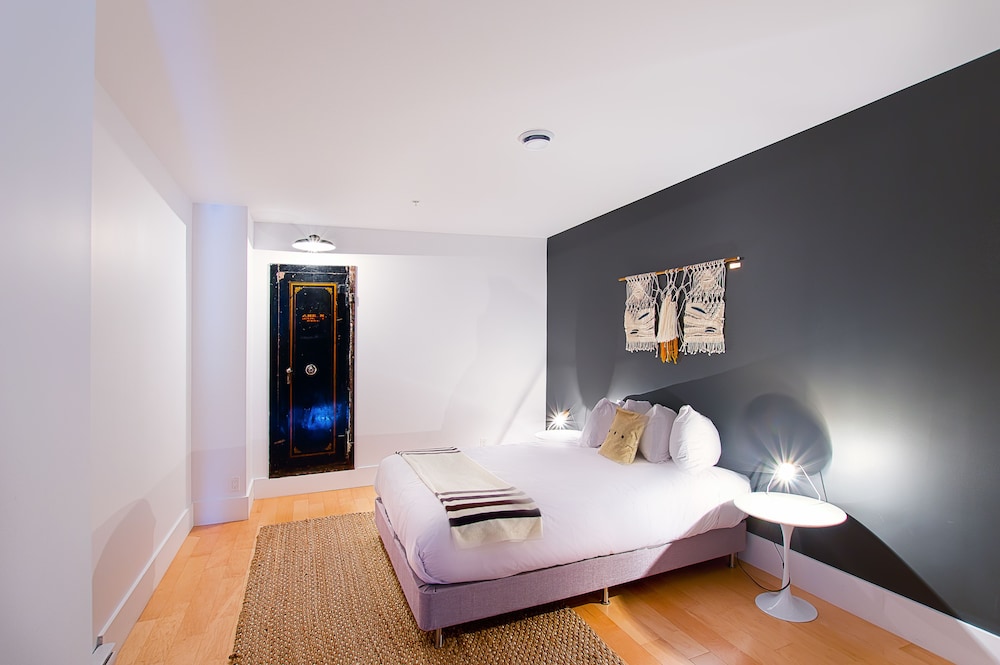 Family Apartment, 2 Bedrooms with Bunk Beds (203)