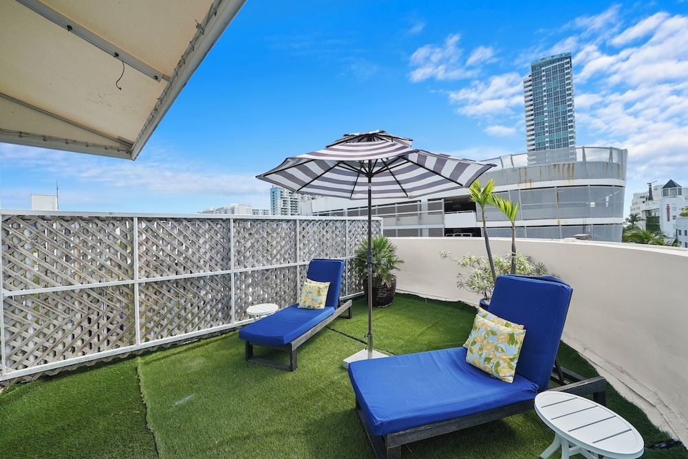 Penthouse Rooftop Terrace Suite - Photo 8