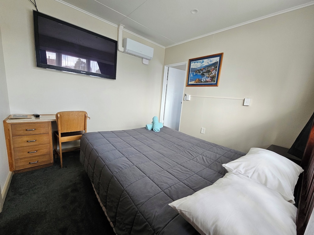 Standard Room, 2 Bedrooms photo 1