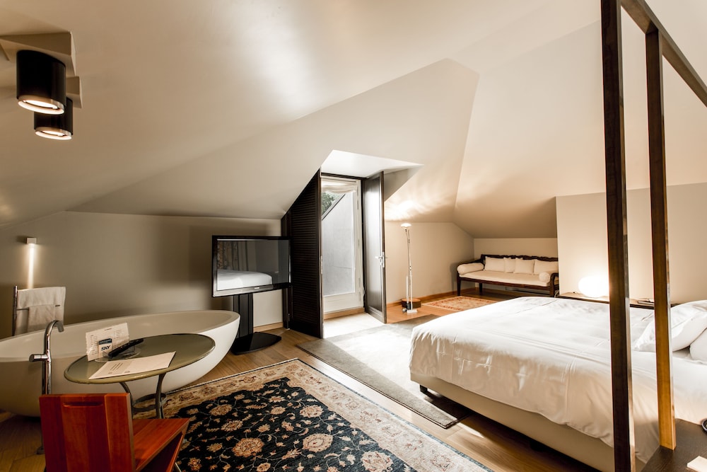 Loft Suite - Photo 2