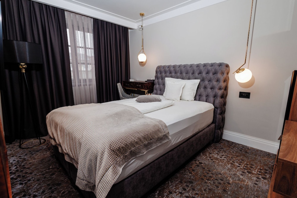 Superior Room, Courtyard View