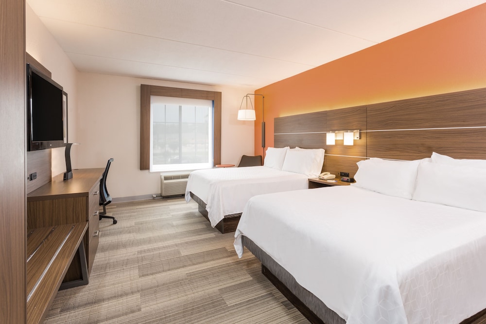 Standard Room, 2 Queen Beds, Accessible (Mobility, Accessible Tub) - Photo 1