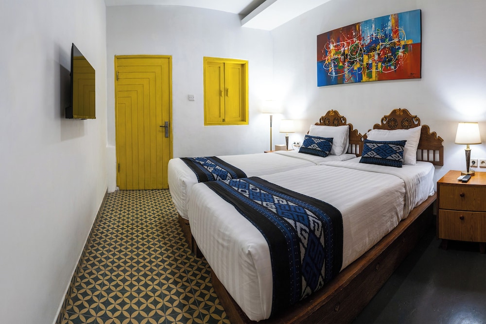 Standard Twin Room, 2 Twin Beds - Photo 2