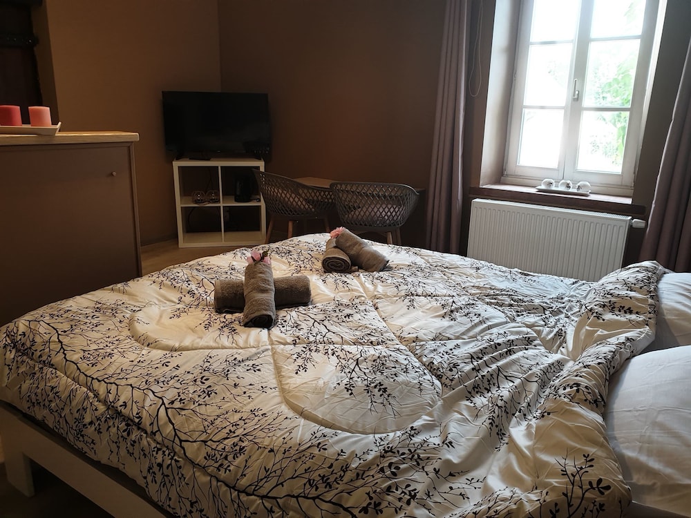 Room (Cocoon) photo 1