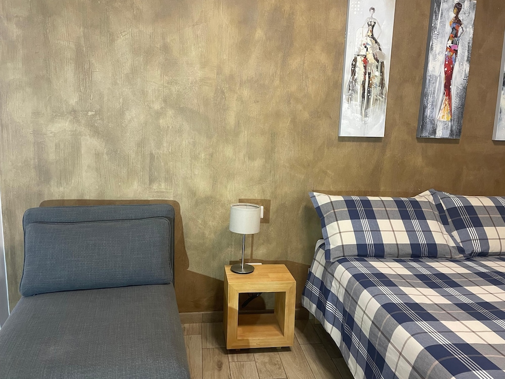 Basic Triple Room photo 1
