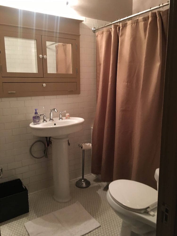 Room, Private Bathroom (Star Room) photo 2