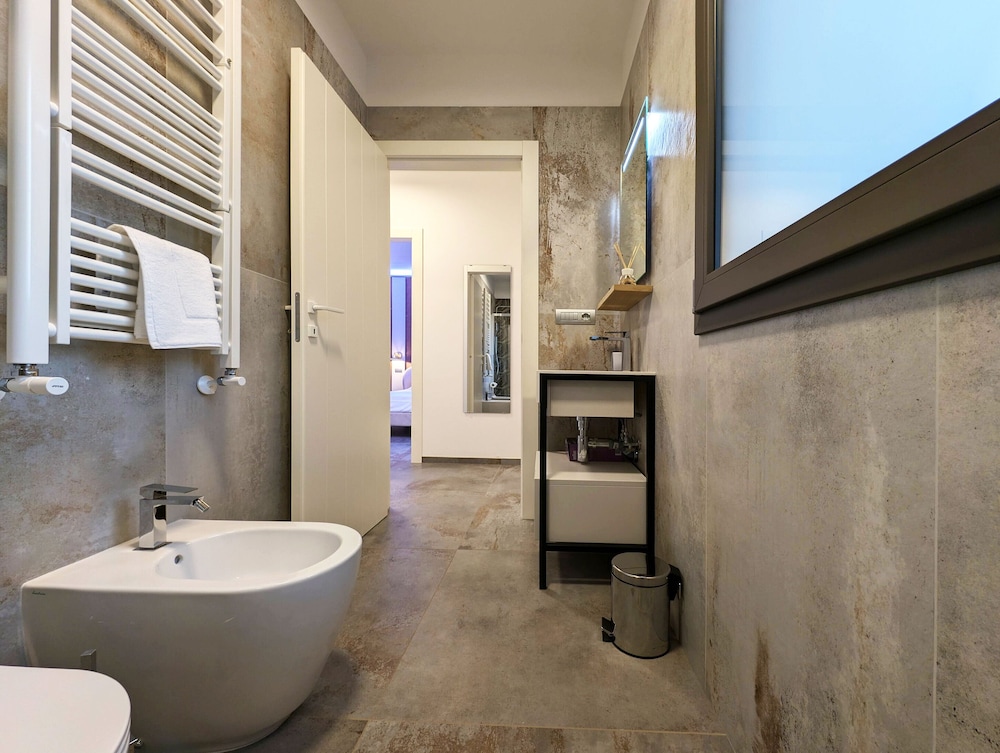 Deluxe Suite, Courtyard View photo 2