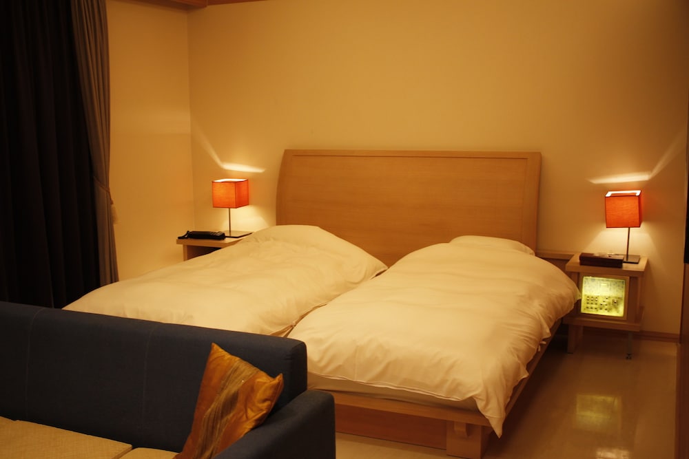 Deluxe Twin Room, 2 Twin Beds, Smoking, Private Bathroom photo 1