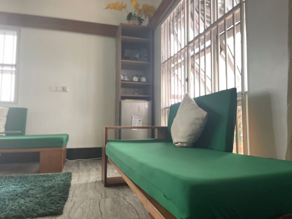 Executive Suite, Awarefo photo 2