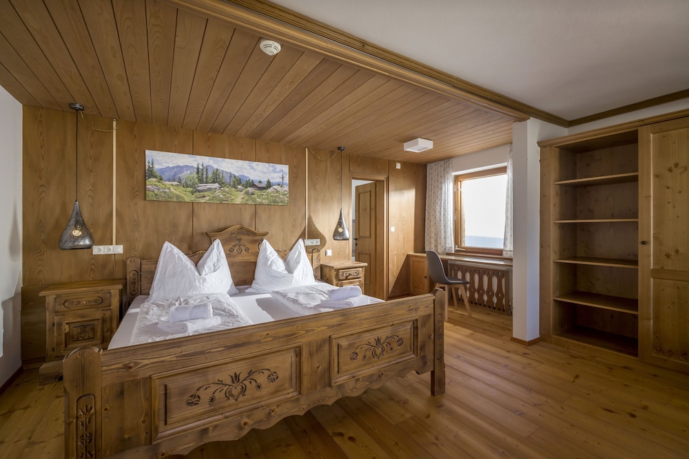 Panoramic Double Room, Balcony, Mountain View