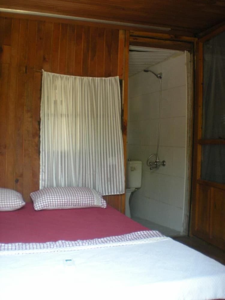 Standard Bungalow (Breakfast Included) photo 2