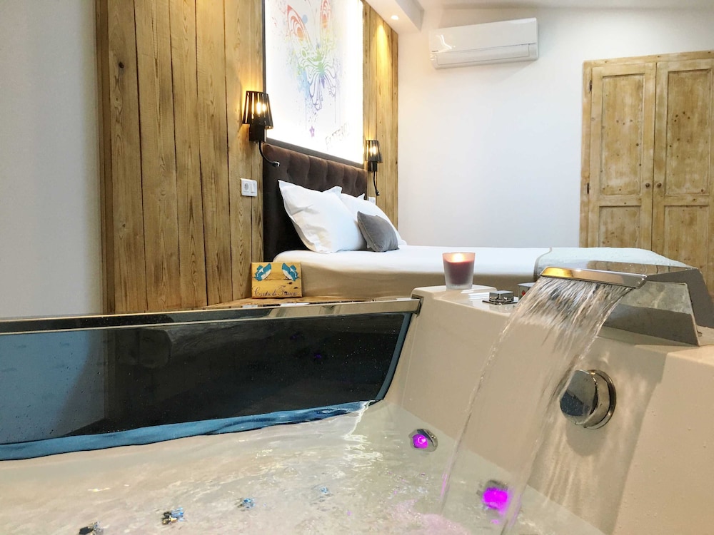 Luxury Double Room, Terrace, Garden View