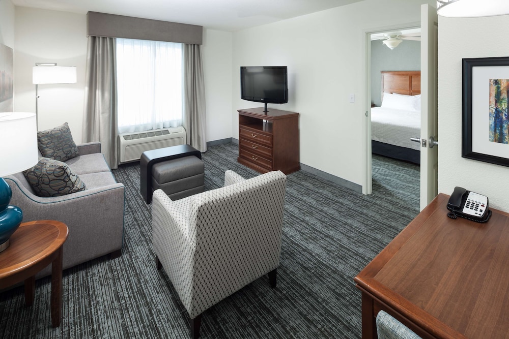 Suite, 1 King Bed, Accessible (Hearing) - Photo 1
