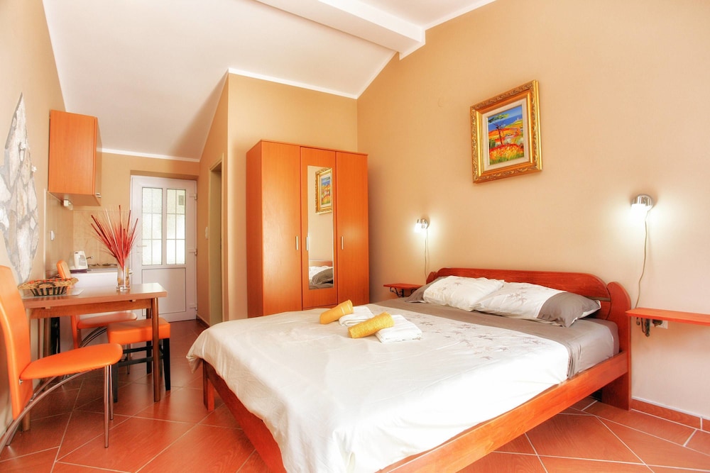 Honeymoon Studio, Terrace, Sea View