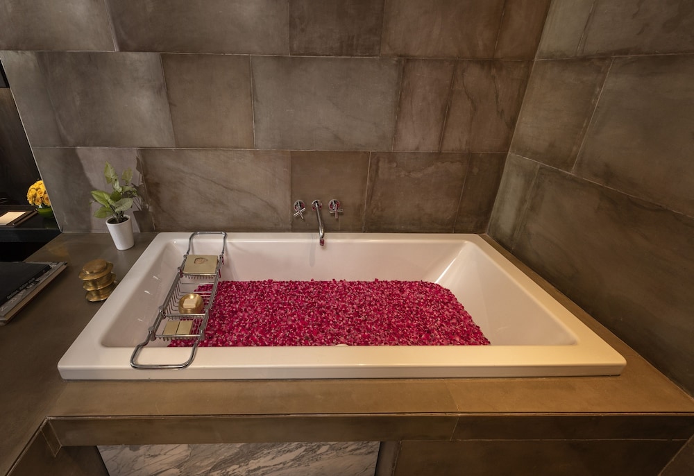 Room, 1 Bedroom, Private Pool (Lodhi) - Photo 10