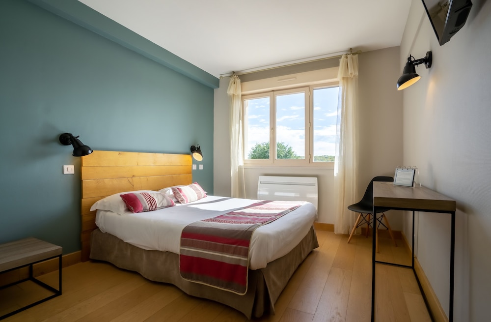 Double Room with Shower Valley view _ Breakfast Excluded photo 3