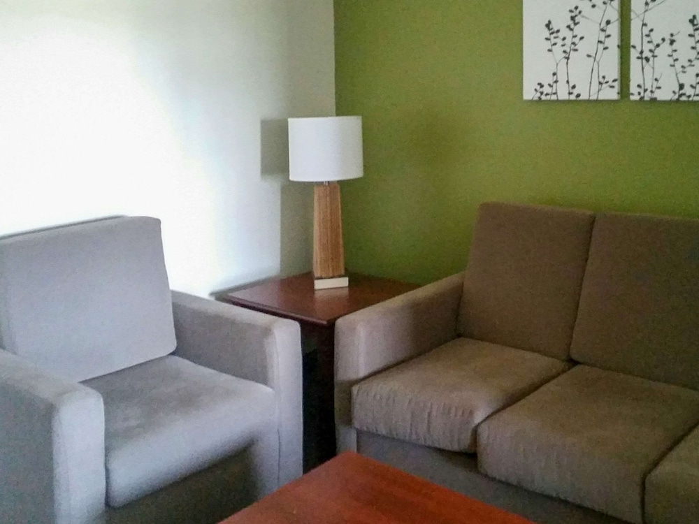 Suite, Non Smoking - Photo 10