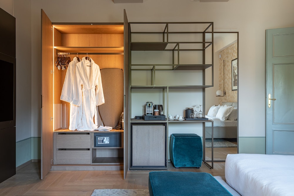 Two-Bedroom Suite Camelia - Photo 6
