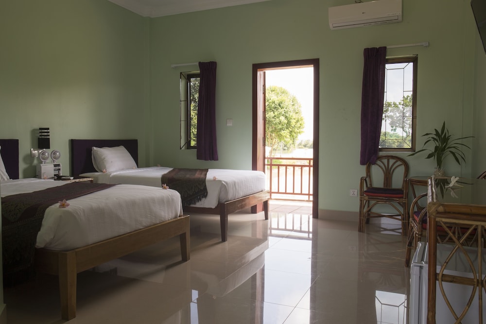 Deluxe Twin Room, Garden View photo 2