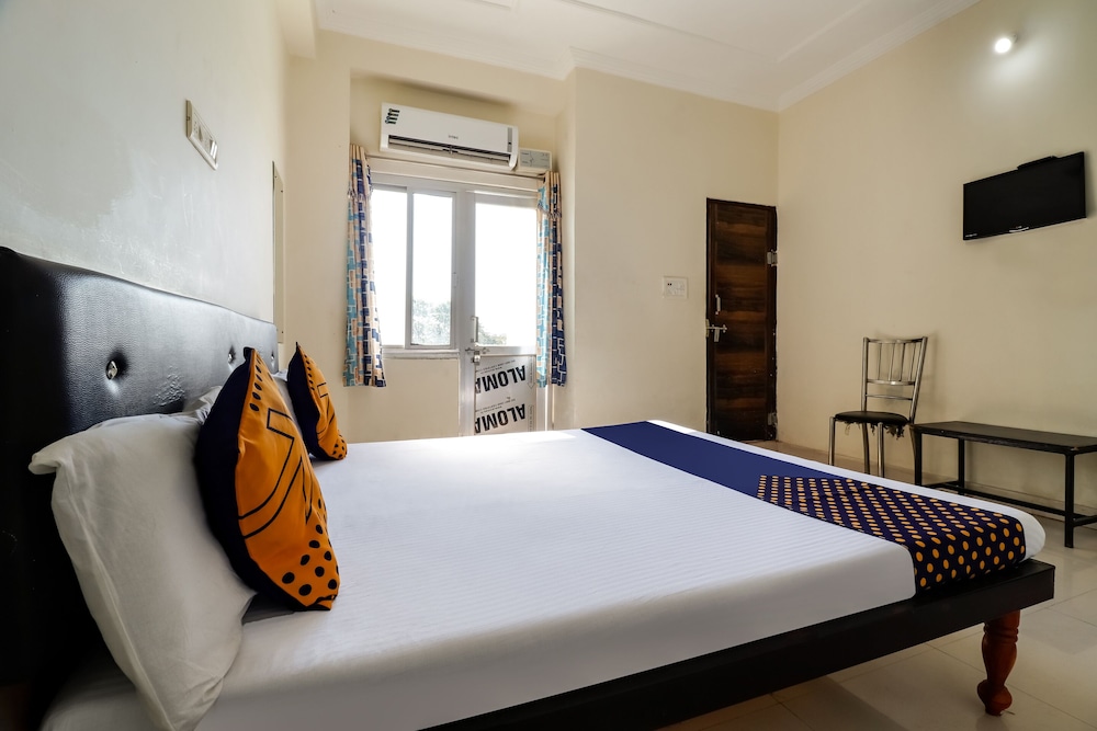 Double Or Twin Room photo 1