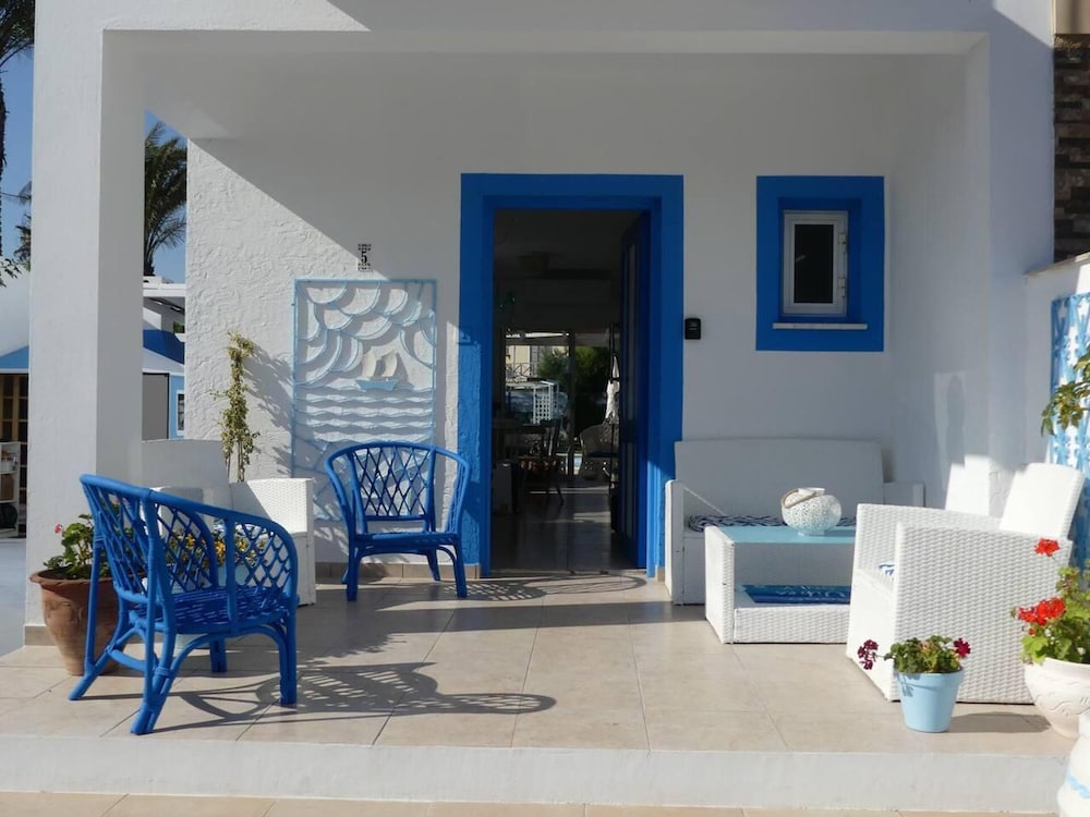 Villa photo 3