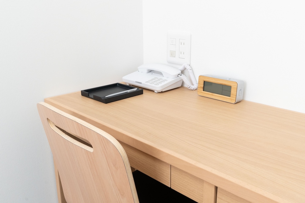 [Non-Smoking] Economy Double Room (Adjoining Room) photo 2
